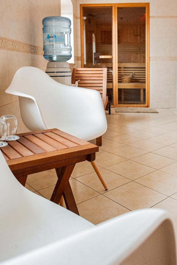 Hotel Spichlerz Lubawa Extérieur photo