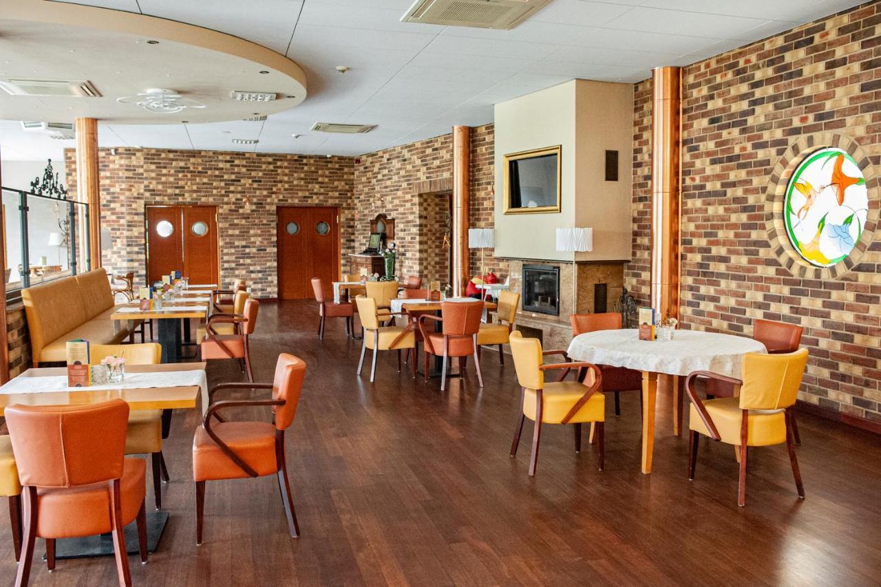 Hotel Spichlerz Lubawa Extérieur photo